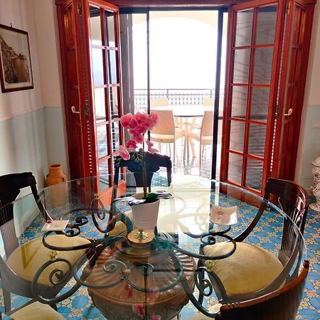 דירות פראינו Casa La Scogliera מראה חיצוני תמונה
